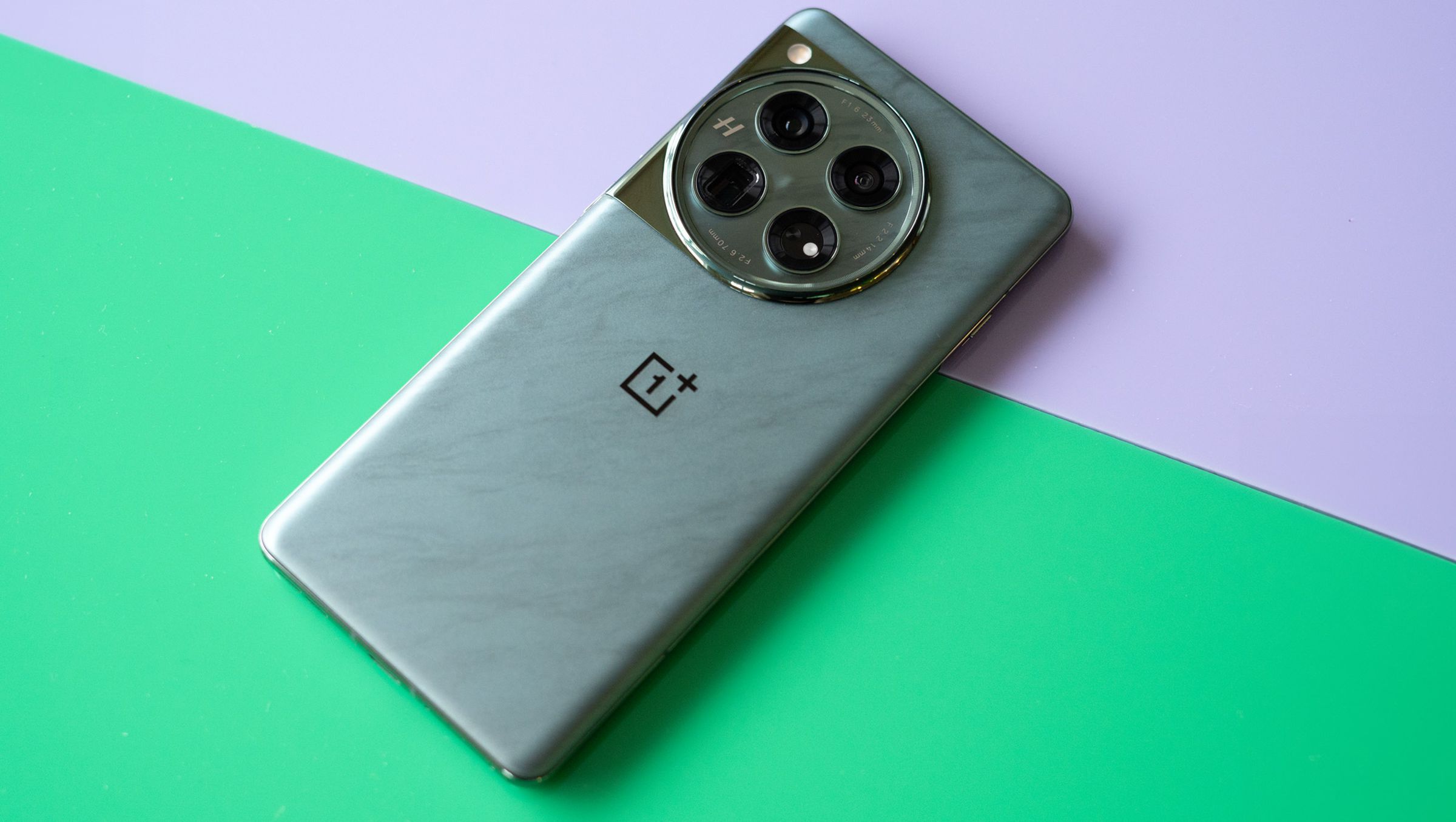 The Ultimate OnePlus 12 Review: Is It Worth the Hype? - Software and User Experience